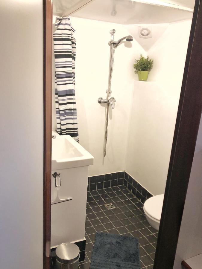 Ms Marylou Hotel Любек Екстериор снимка
